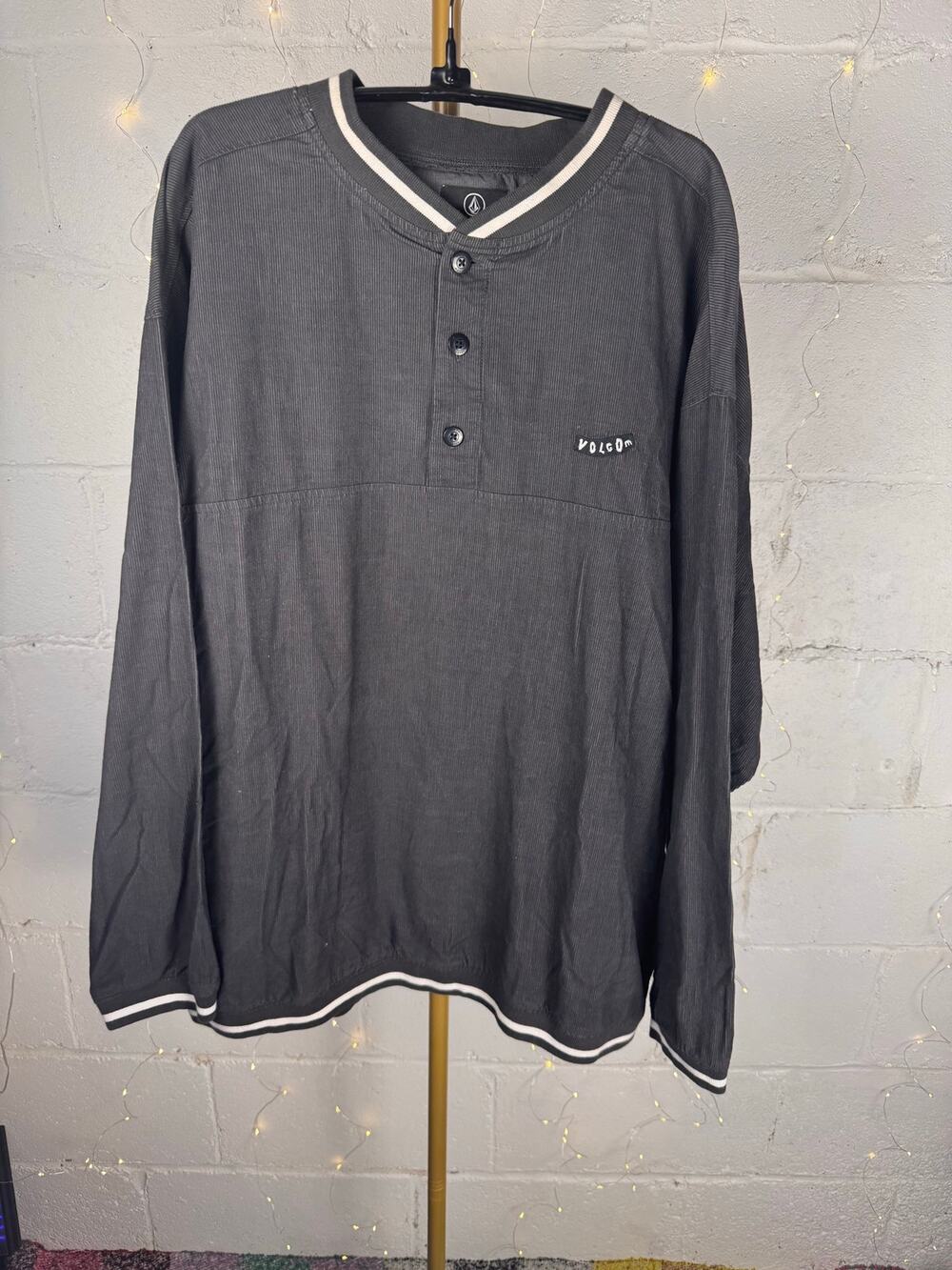 volcom townsend men's long sleeve henley shirt gray xl cotton